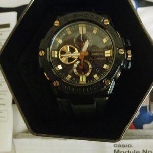 GSHOCK black and gold